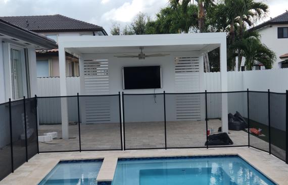 White aluminum pergola with fan included