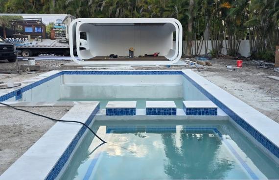 Hoy trabajando en equipo con una de las mejores compañías para plasted de piscina @anaucap